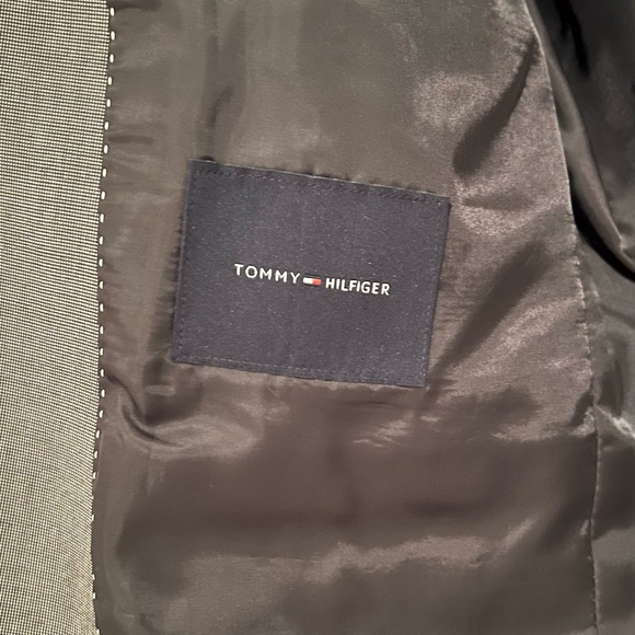 Tommy Hilfiger Suit - Picture 3 of 3